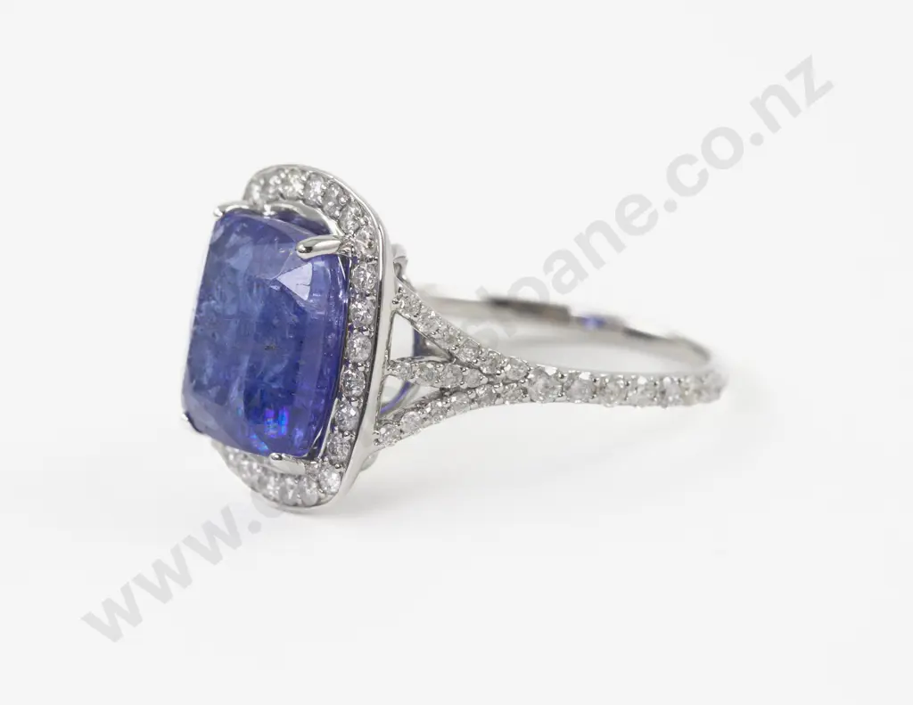 14ct White Gold 73Stone Tanzanite and Diamond Cluster Ring Image 1++