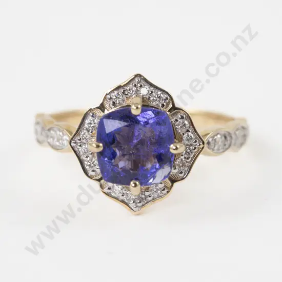 14ct 35Stone Tanzanite and Diamond Cluster Ring