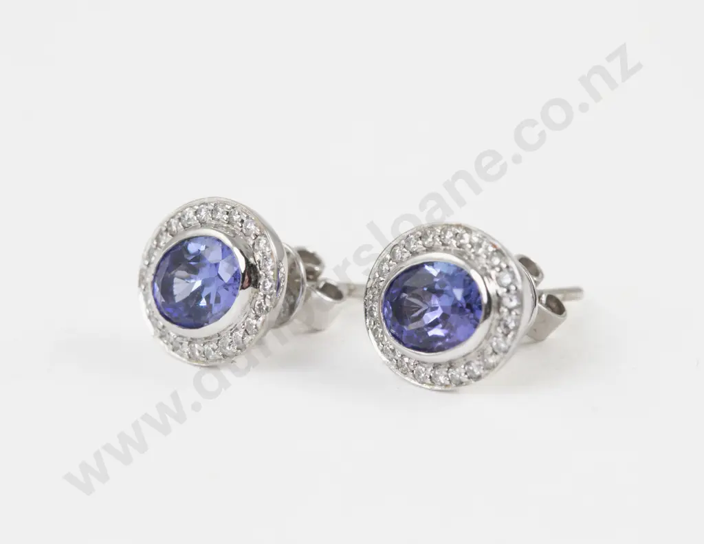 Pair 9ct White Gold 23Stone Tanzanite and Diamond Cluster Stud Earrings Image 1++