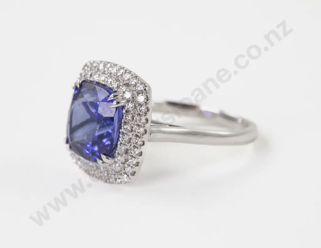 18ct White Gold 63Stone Tanzanite and Diamond Cluster Ring Image 1++