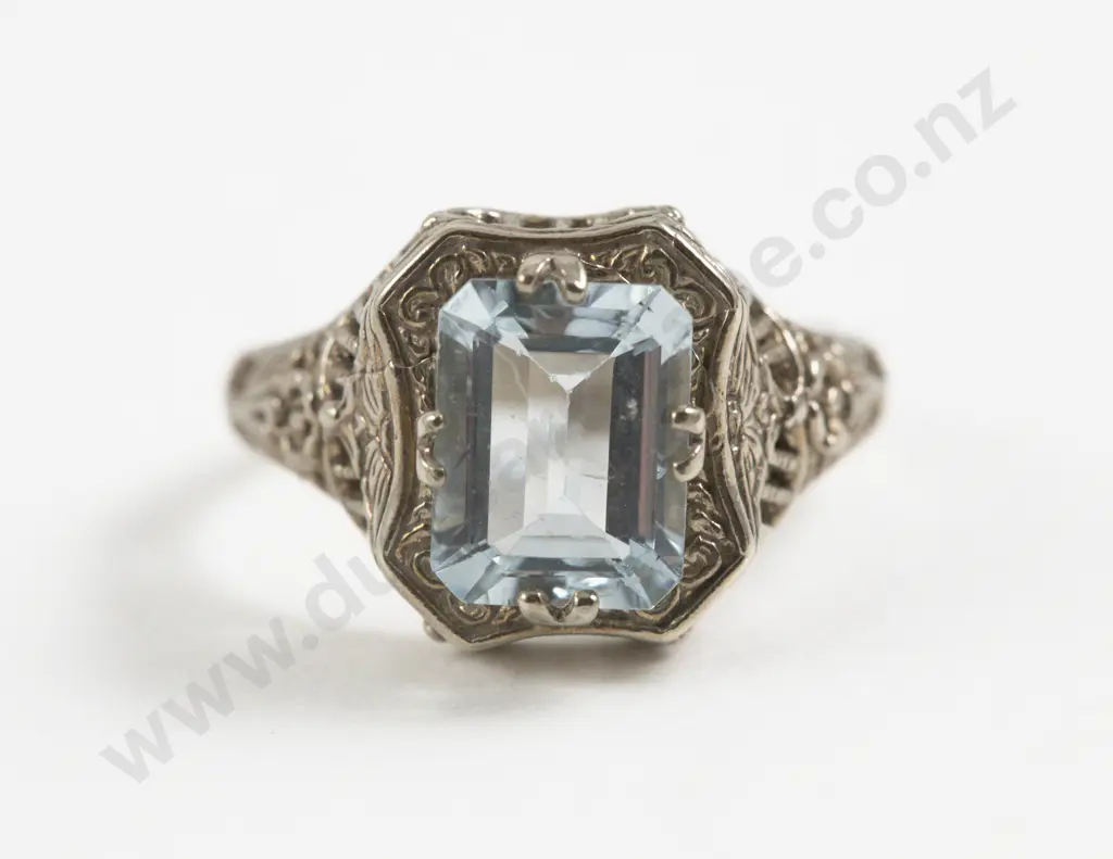 14ct Yellow and White Gold Single Stone Topaz Dress Ring Image 1++