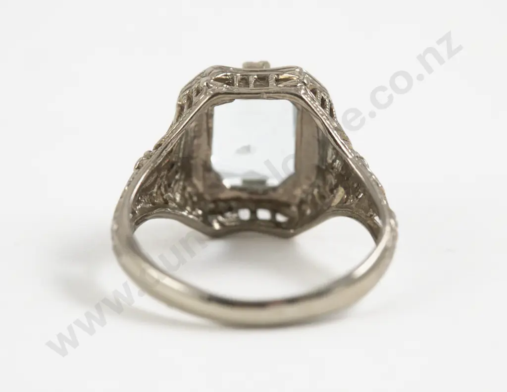 14ct Yellow and White Gold Single Stone Topaz Dress Ring Image 1++