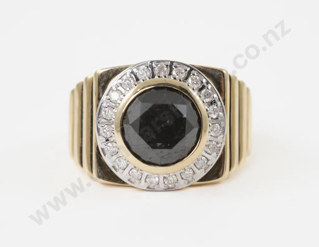 14ct 20Stone Black and White Diamond Ring Image 1++