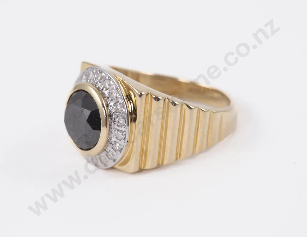 14ct 20Stone Black and White Diamond Ring Image 1++
