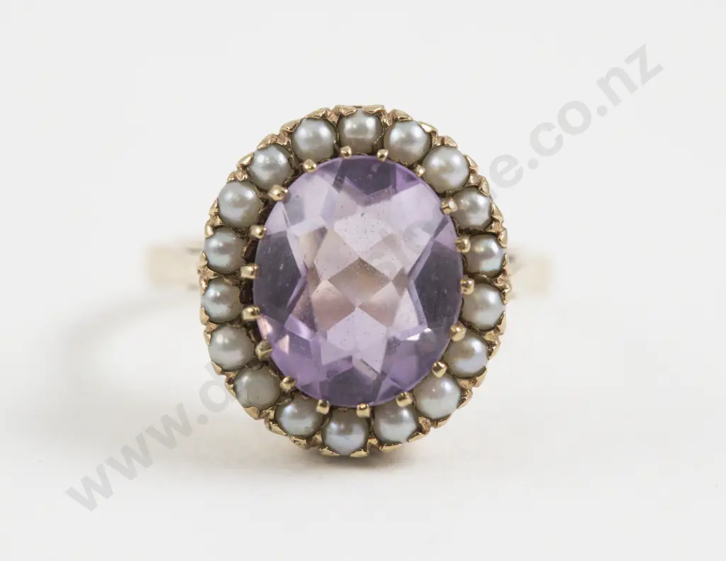 9ct Single Amethyst and Pearl Cluster Ring Image 1++