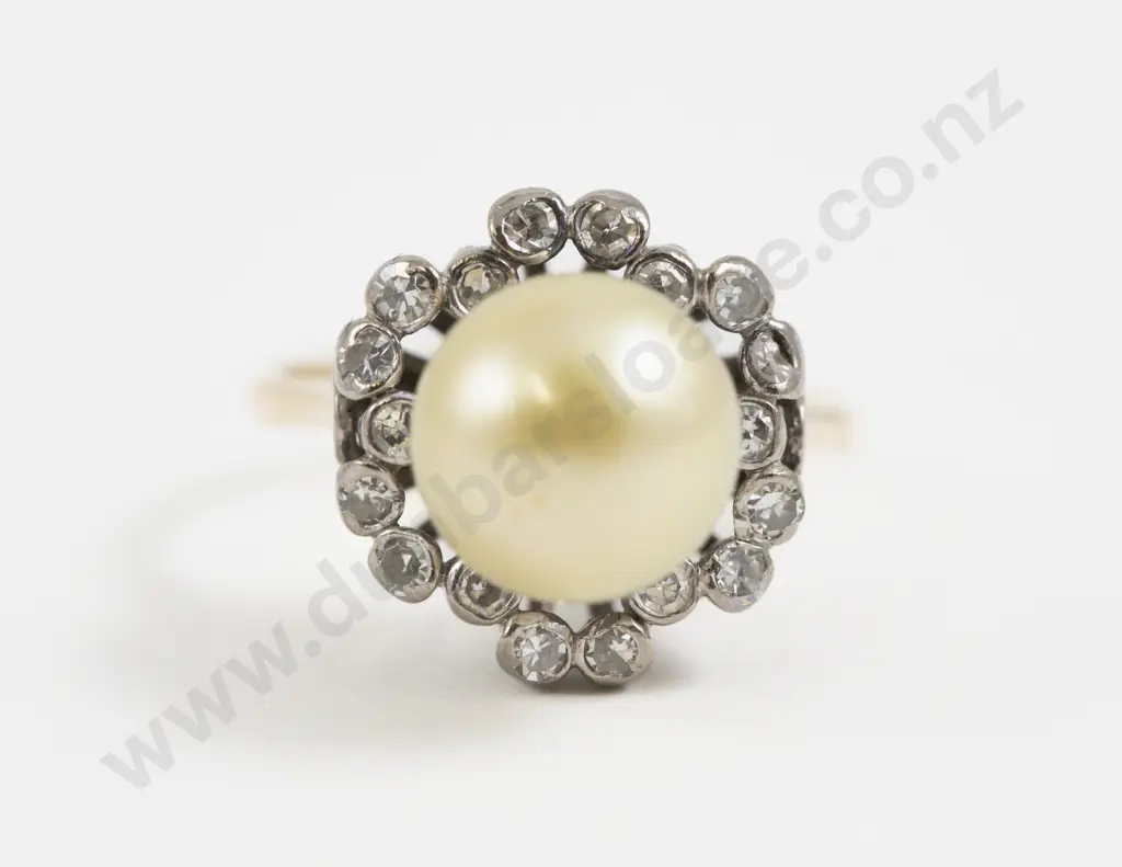 18ct 19Stone Diamond and Cultured Pearl Cluster Ring Image 1++