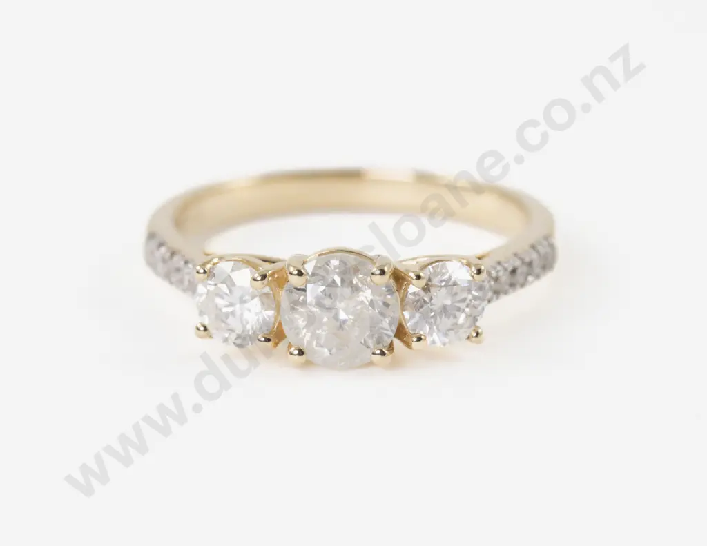 14ct 13Stone Diamond Ring Image 1++