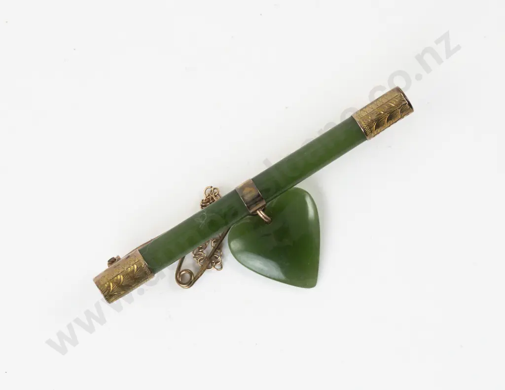 NZ 9ct Mounted Greenstone Heart Pendant Bar Brooch Image 1++