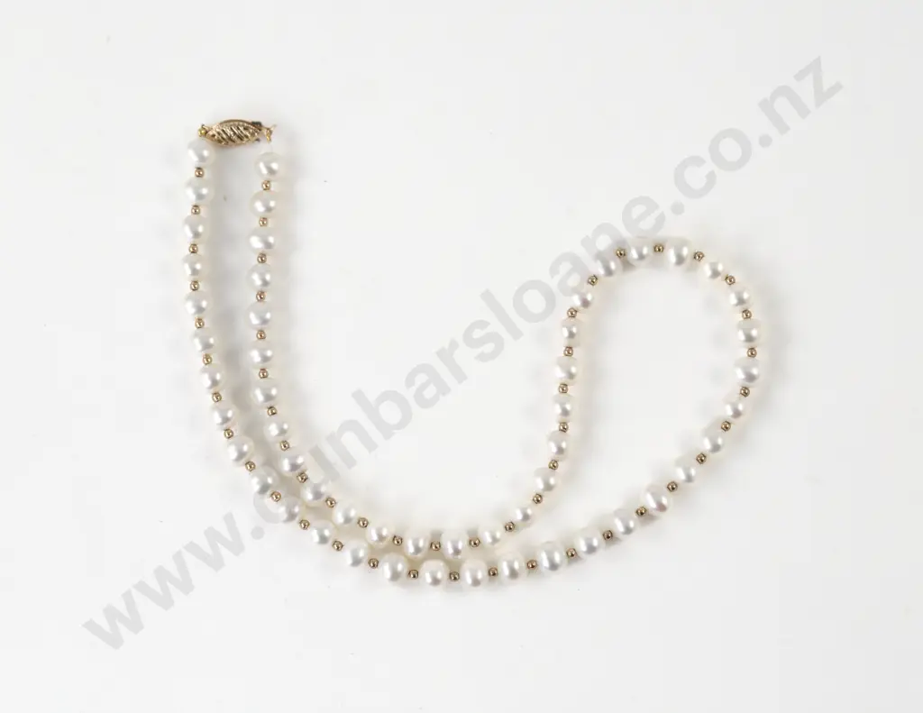 Single Strand Uniform Fresh Water Pearl Necklace Image 1++