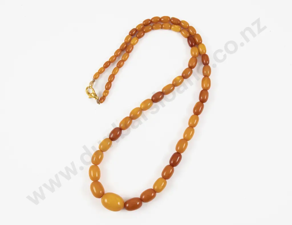 Vintage Single Strand Graduated Amber Bead Necklace Image 1++