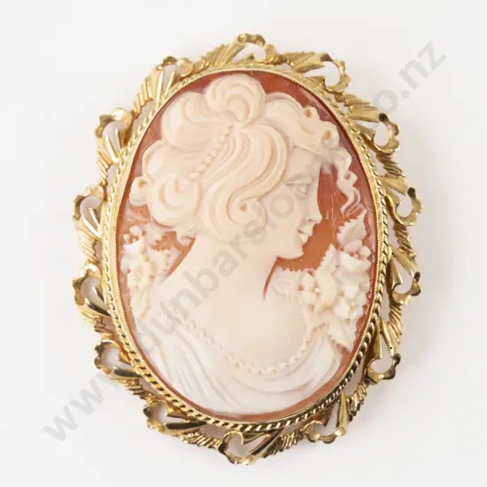 9ct Framed Large Classical Portrait Cameo Brooch