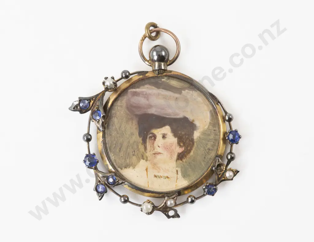 Victorian 9ct Sapphire and Seed Pearl Double Sided Photo Locket Pendant Image 1++
