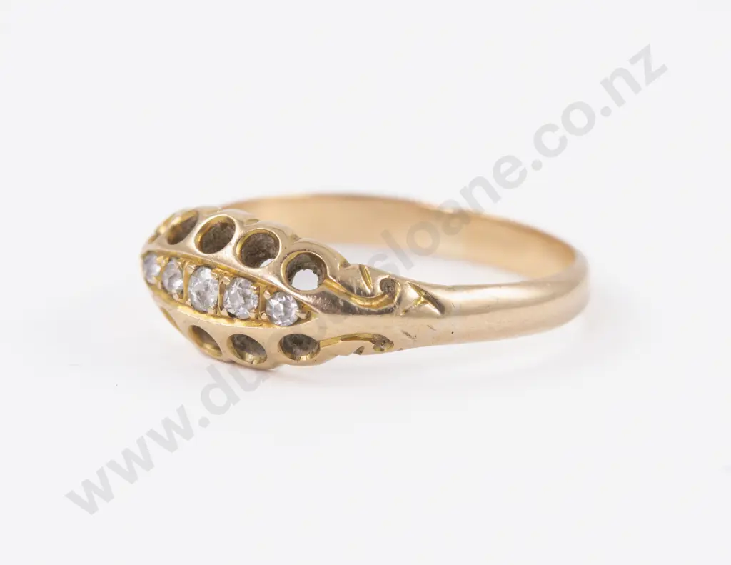 Edwardian 15ct Five Stone Diamond Ring Image 1++