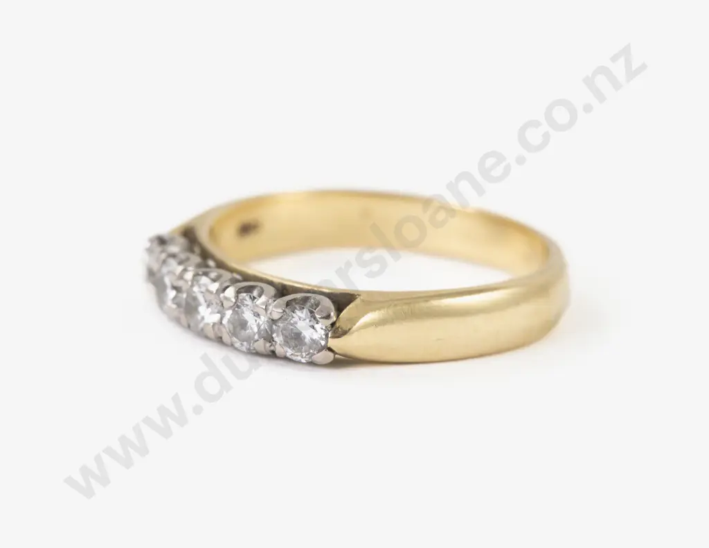 18ct Five Stone Diamond Band Ring Image 1++