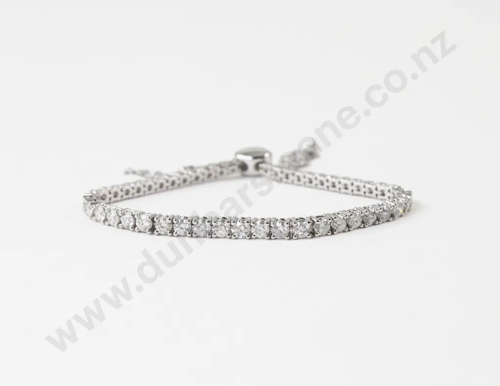 14ct White Gold Modern 47Stone Diamond 'Bolo' Bracelet Image 1++
