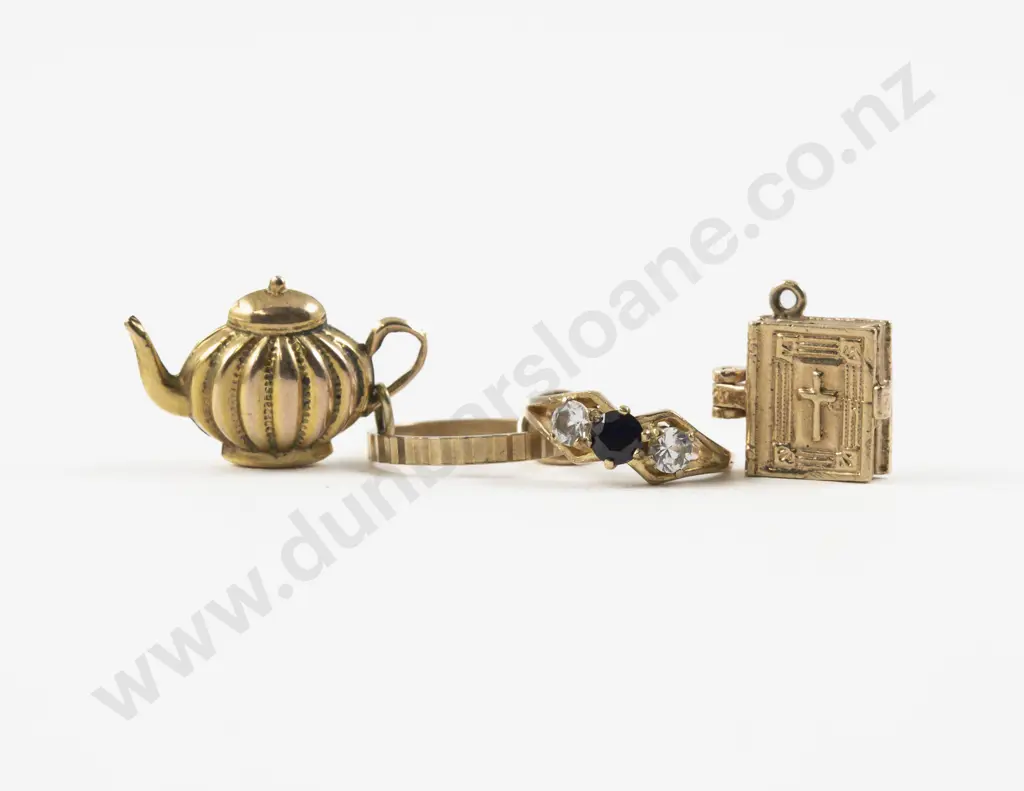 Three 9ct Gold Charms Image 1++