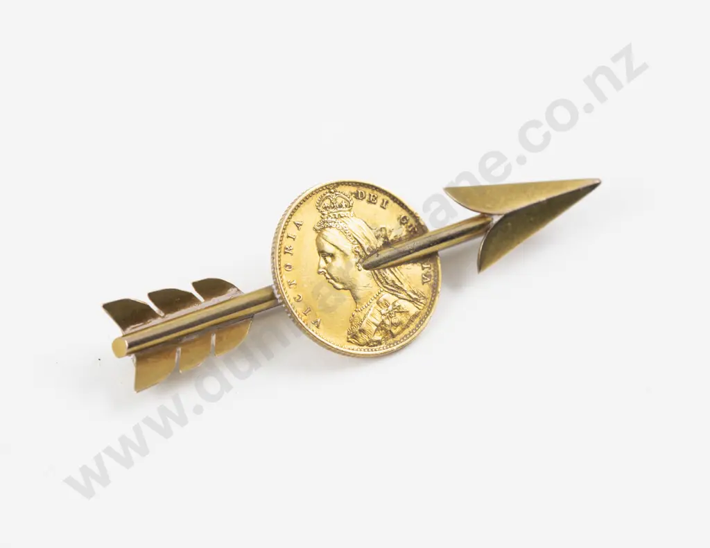 Victorian 1887 Jubilee Half Sovereign on a 9ct Arrow Brooch Image 1++