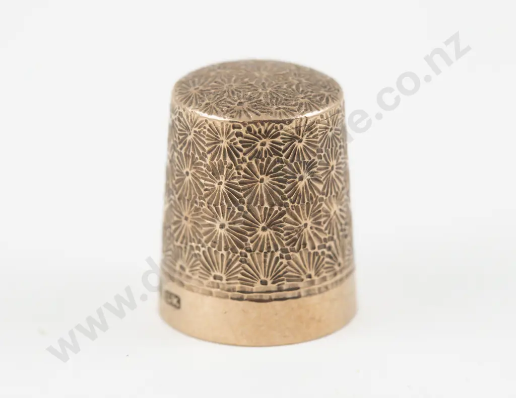 9ct Gold Thimble Image 1++