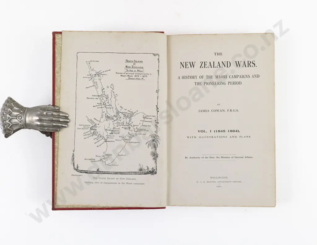Cowan James - The New Zealand Wars (2 Volumes) Image 1++