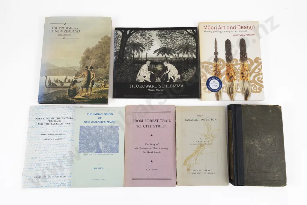 8 Maori & NZ Volumes Image 1++