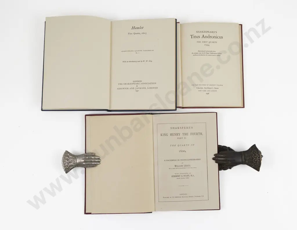 3 Shakespeare Titles Image 1++