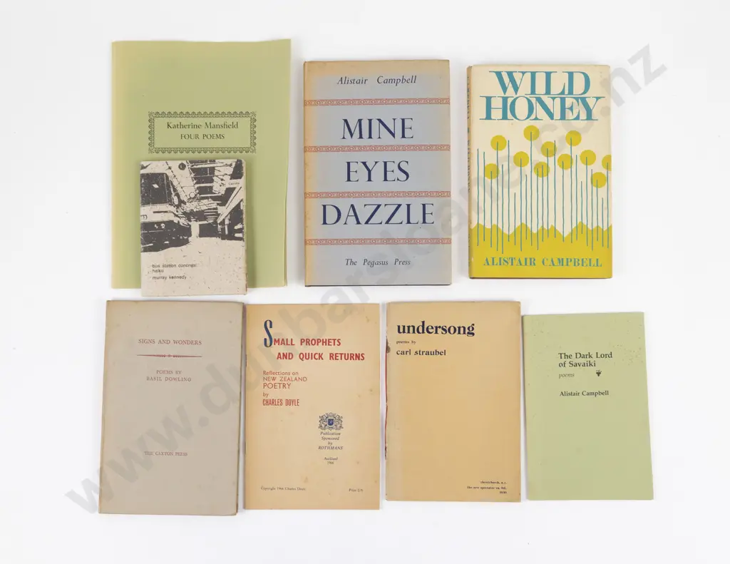 8 NZ Poetry Books & Booklets Image 1++