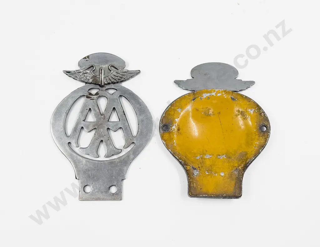 Two C1938-50 NZ Automobile Association AA Chrome Plated Car Badges Image 1++