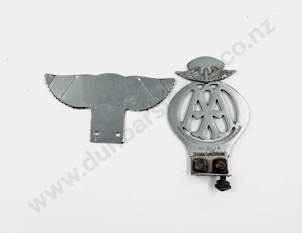 NZ Automobile Association AA Chrome Plated Car Badge and NZ Car Club Badge Image 1++