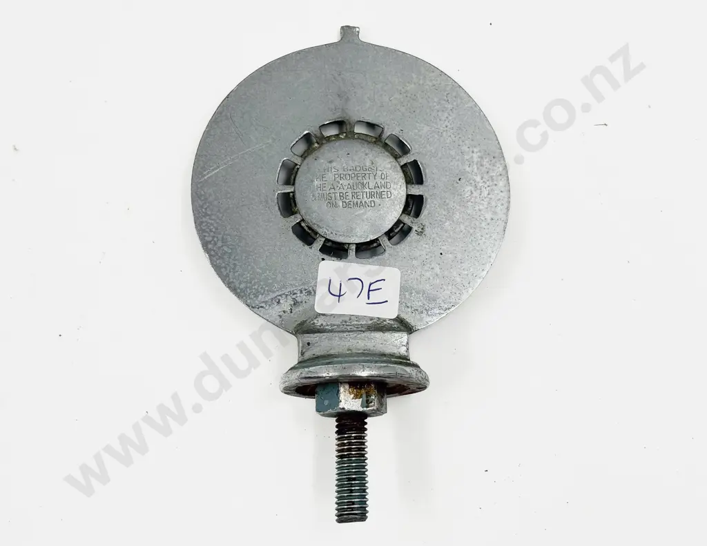 Vintage AA Royal Automobile Club Associate Auckland Car Badge Image 1++