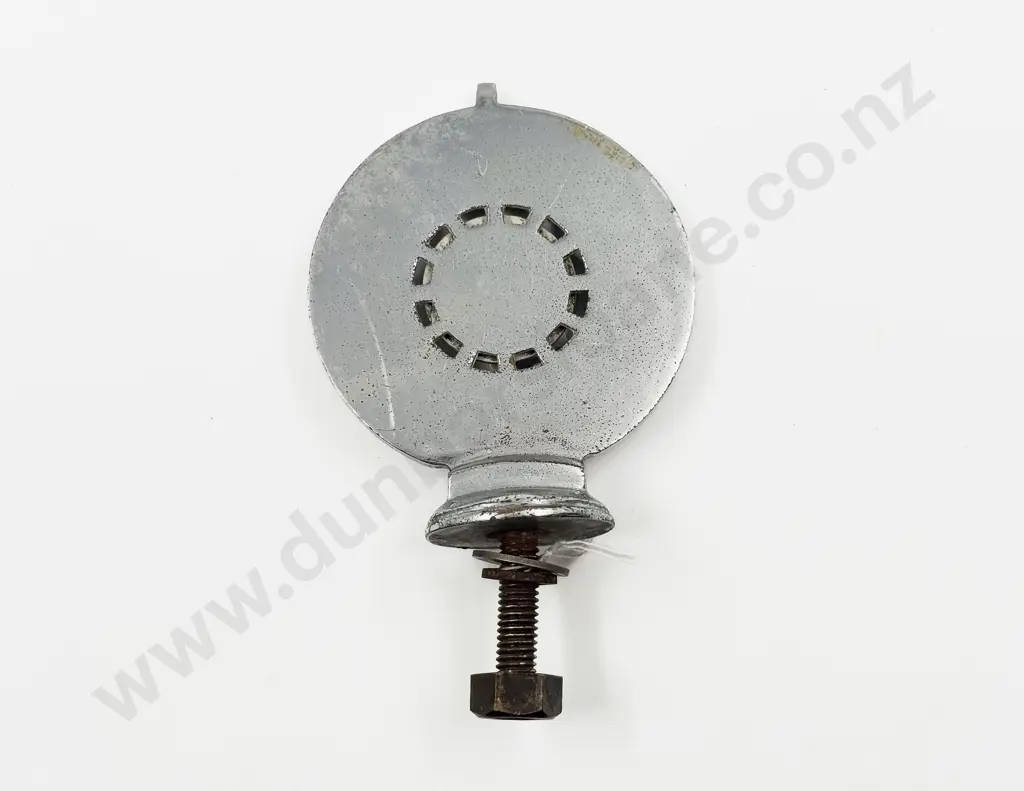 Vintage AA Royal Automobile Club Associate Wellington Car Badge Image 1++