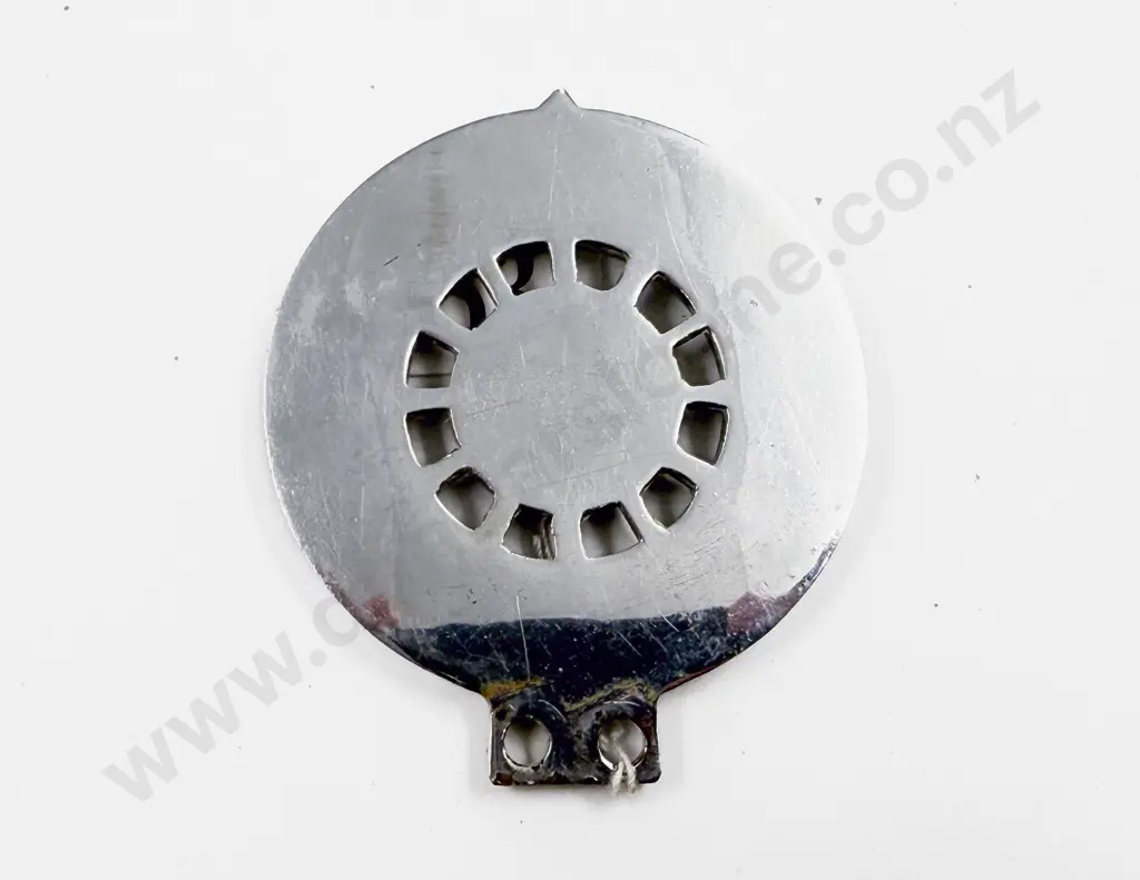 Vintage AA Royal Automobile Club Associate Taranaki Car Badge Image 1++