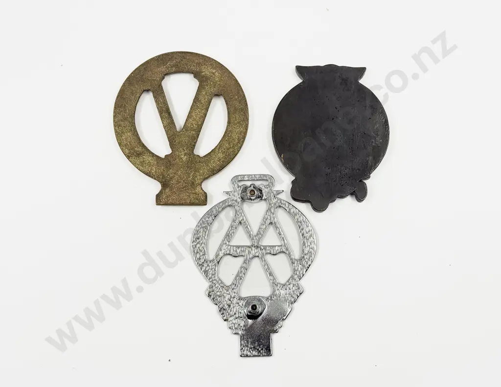 50years Anniversary Rally NZ 1996 - Vintage Car Club Wellington Badge and NZ AA 1903-2003 Centenary Badge Image 1++