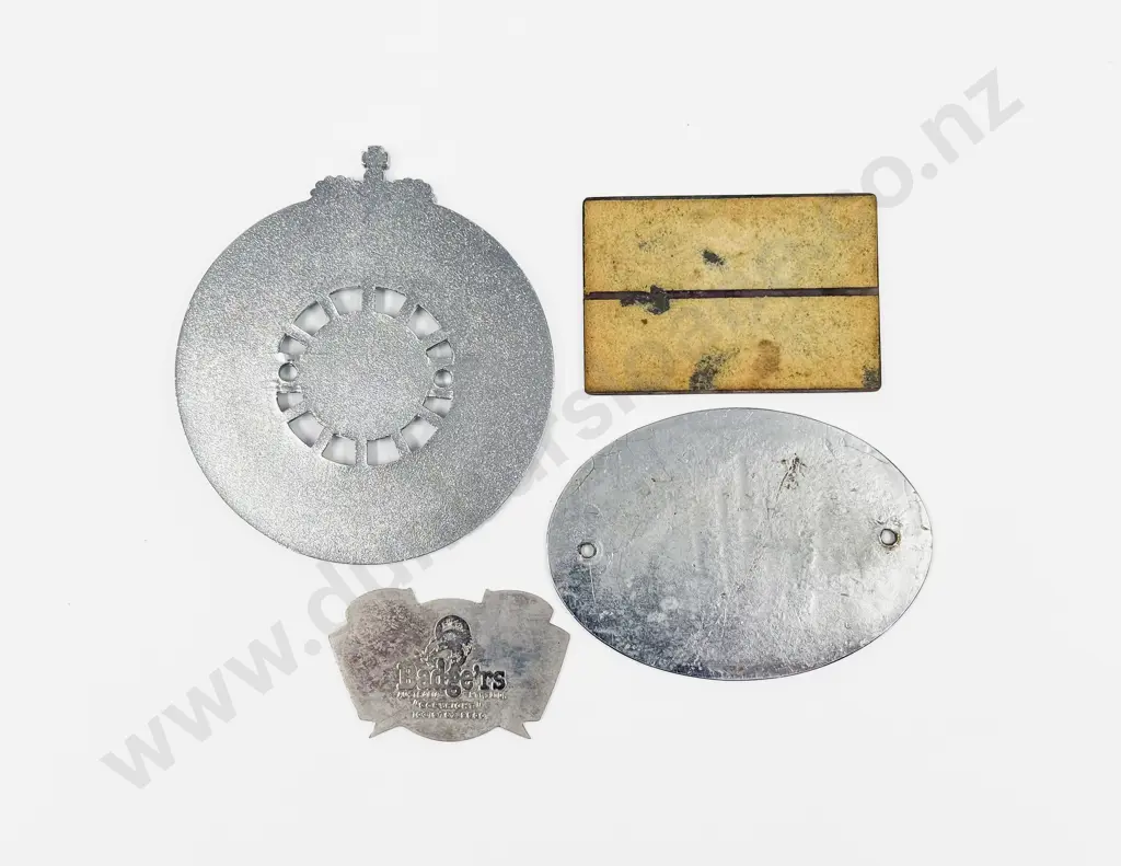 Australia Victoria Club 2002 Rally Badge and Three Plaques Image 1++