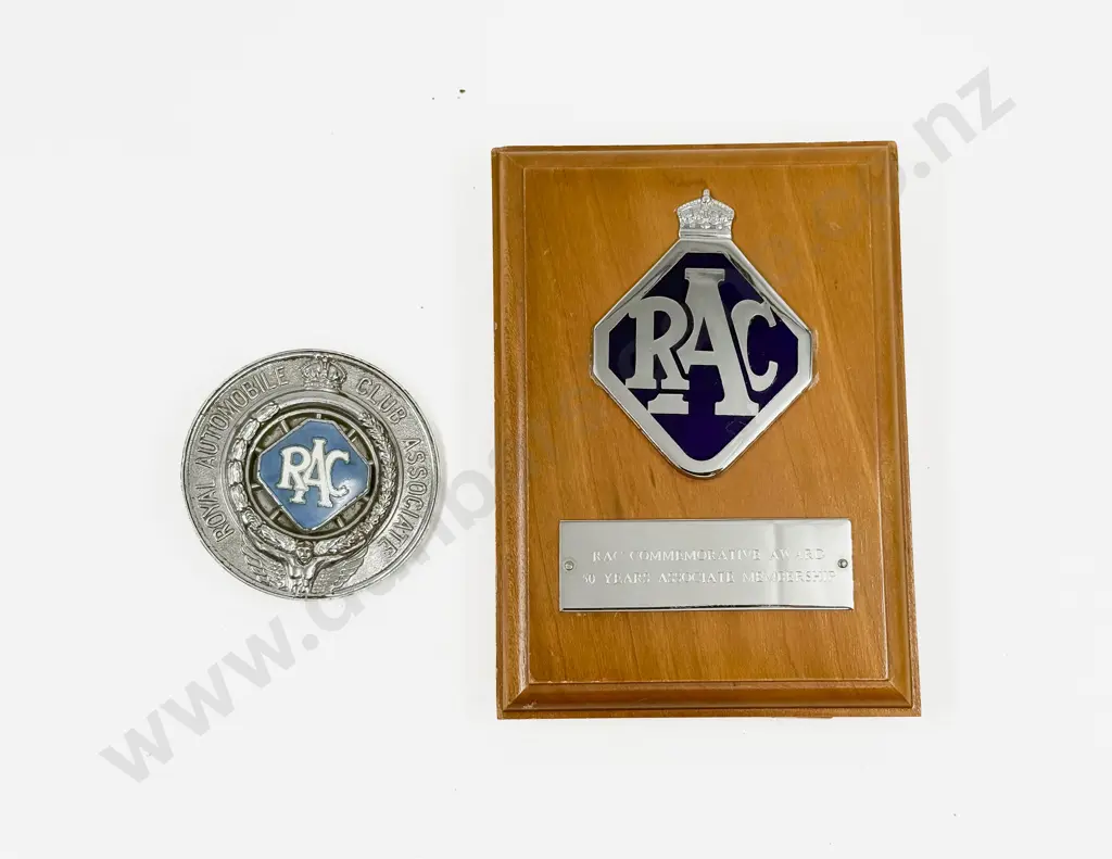 RAC 50Years Associate Membership Plaque with 1938-45 Type 10 RAC Badge Image 1++