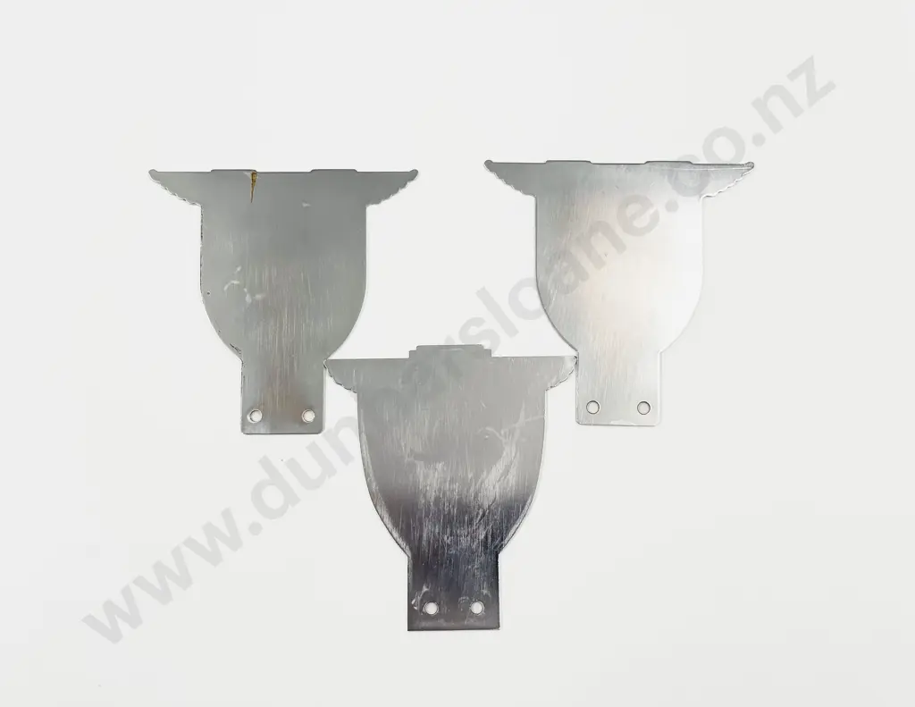 2007 Ltd Ed Reproduction Brooklands Committee Car Badge and Two Others Image 1++