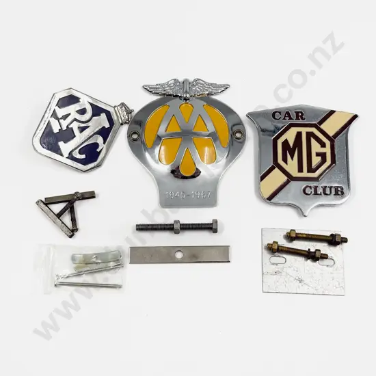 MG Car Club Enamelled Car Badge with AA 1945-1967 and RAC Badges