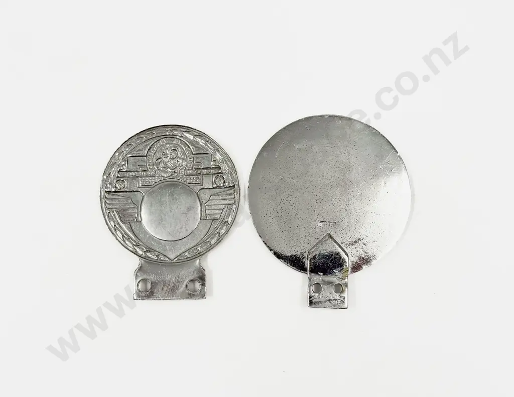 Car Maintenance Club Associate Car Badge and '10' Pride of Ownership Badge Image 1++