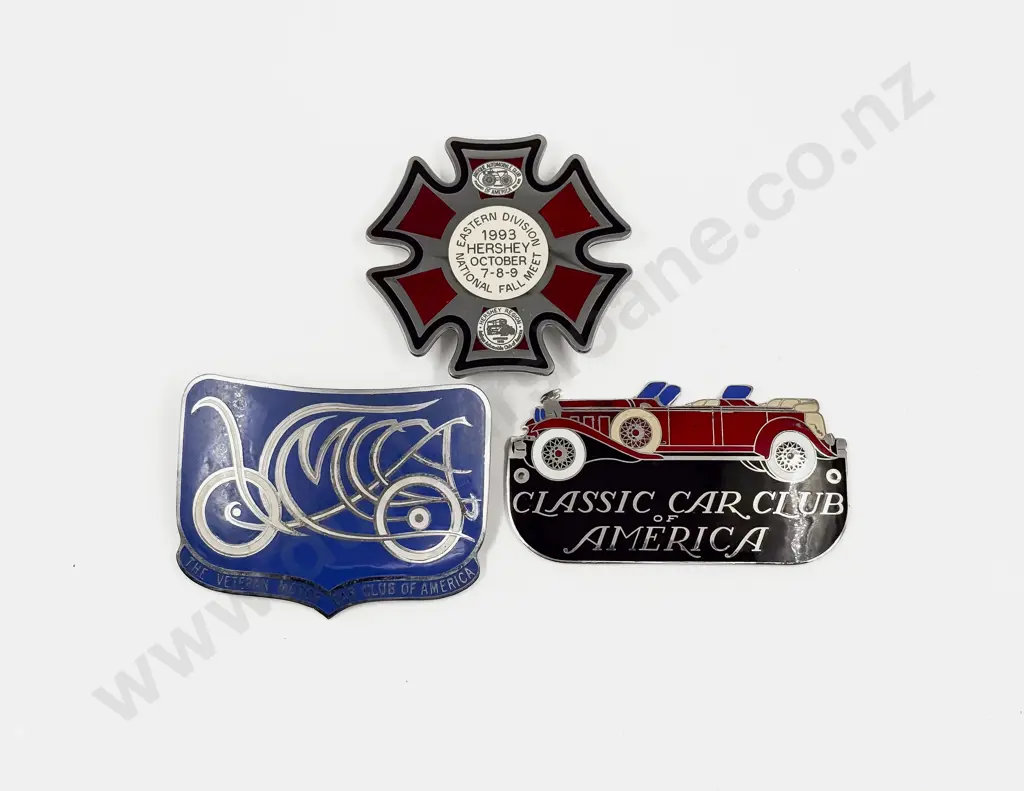 Three VMCCA Veteran Motor Car Club of America & Classic Car Club Grille Badges Image 1++
