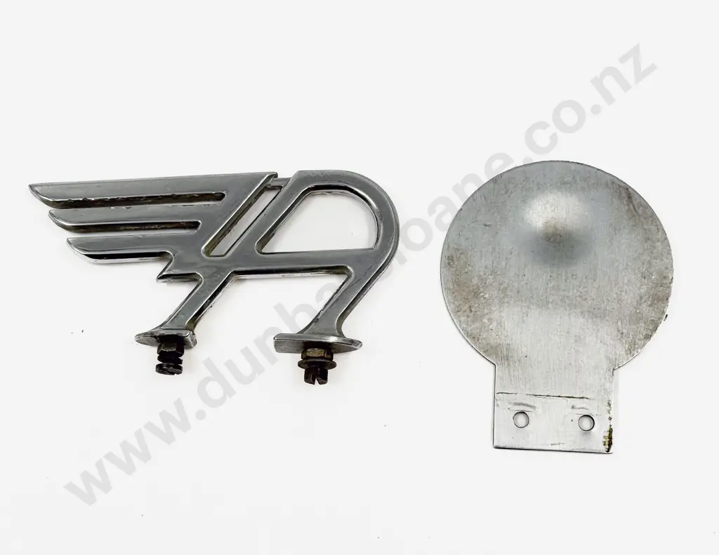 Austin of England Flying "A" Car Mascot with The Vintage Sports-Car Club Badge Image 1++