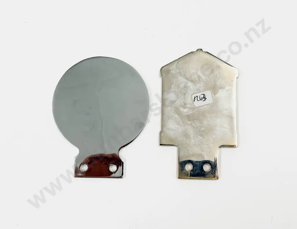 Rolls-Royce RREC Enthusiast's Club Grill Car Badge and Sir Henry Royce Memorial Fountain Badge Image 1++