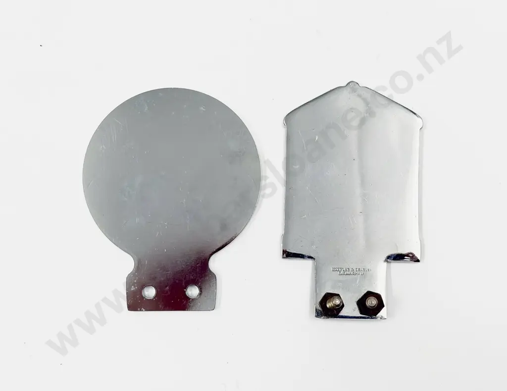 Rolls-Royce RREC Enthusiast's Club Grill Car Badge and Sir Henry Royce Memorial Fountain Badge Image 1++