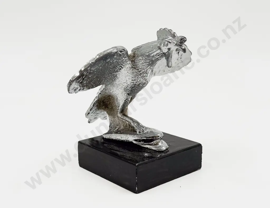 Singer Car Owners Handbooks and Magazines with Replica Mascot Image 1++