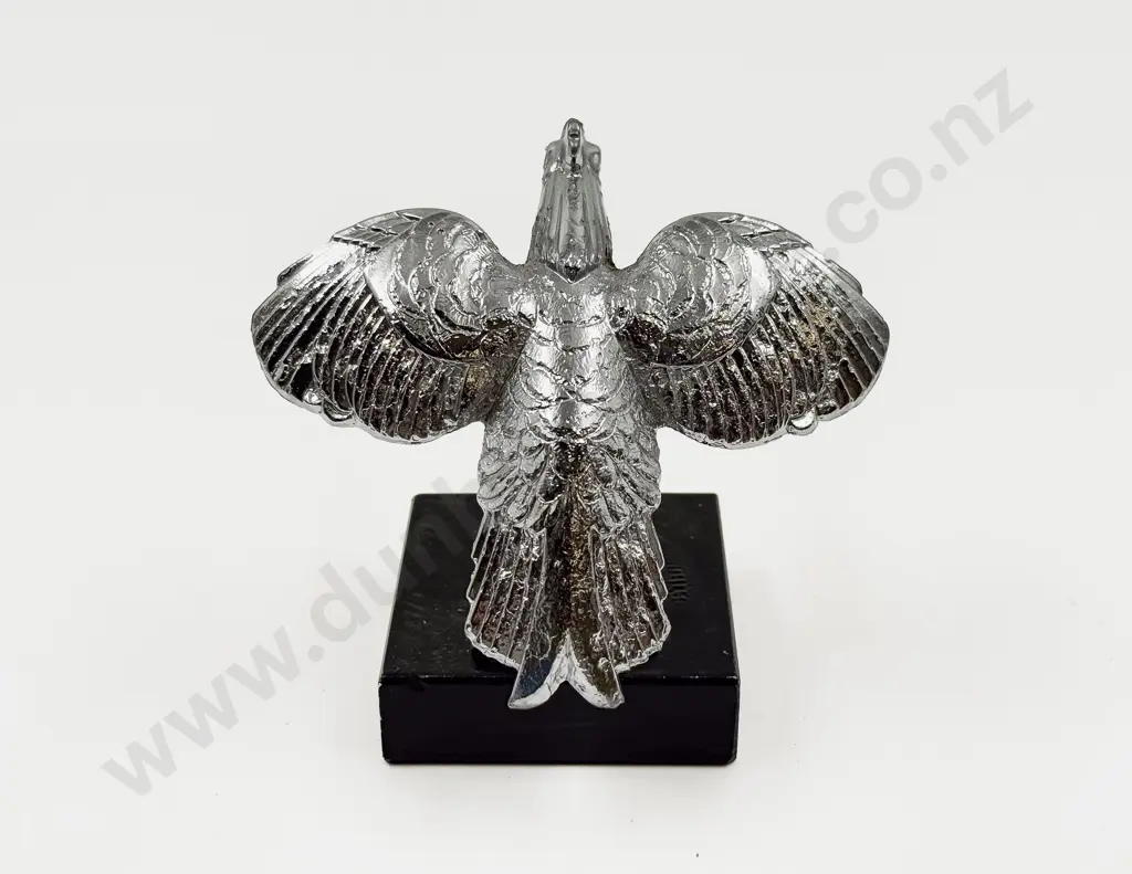 Singer Car Owners Handbooks and Magazines with Replica Mascot Image 1++