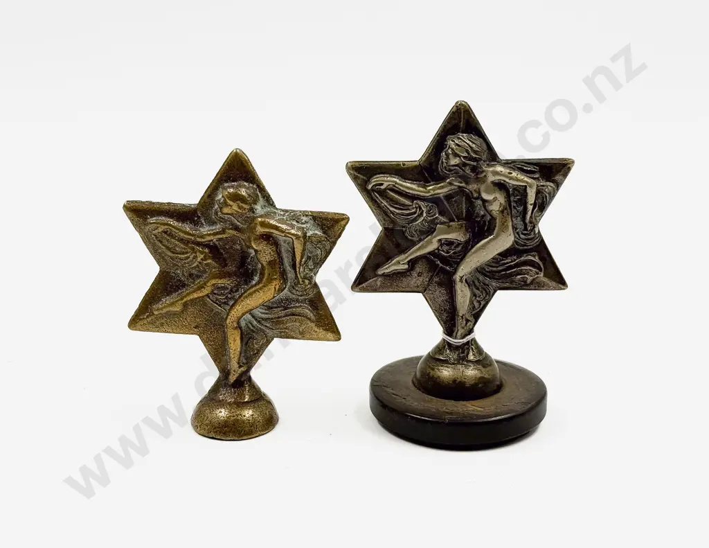 1920's Star Car Mascot Image 1++