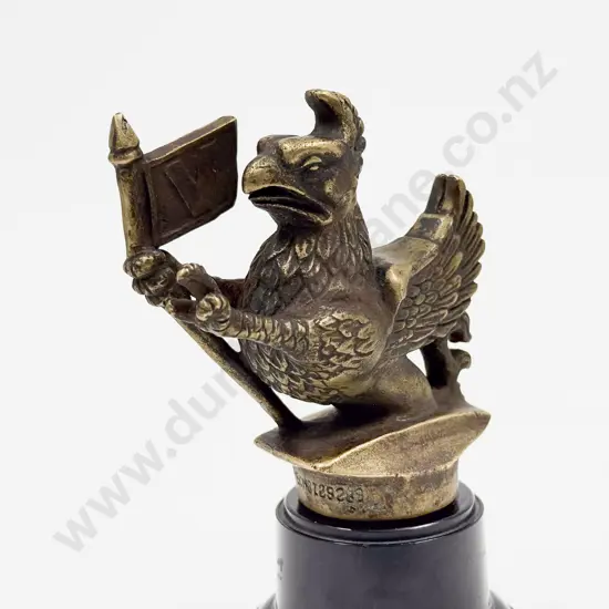 Replica 1920's Version Vauxhall Joseph Fray Griffin with Pennant Mascot