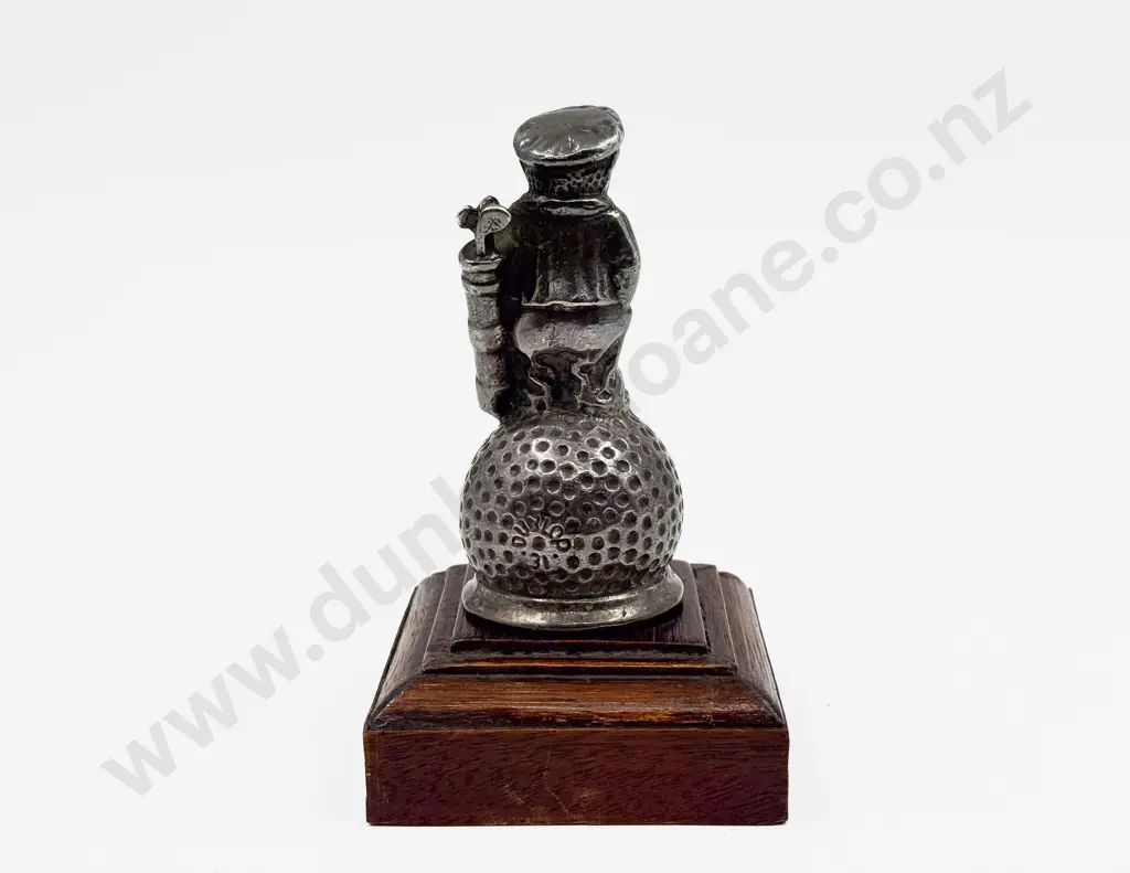 Dunlop 31 Golfer Car Mascot Image 1++