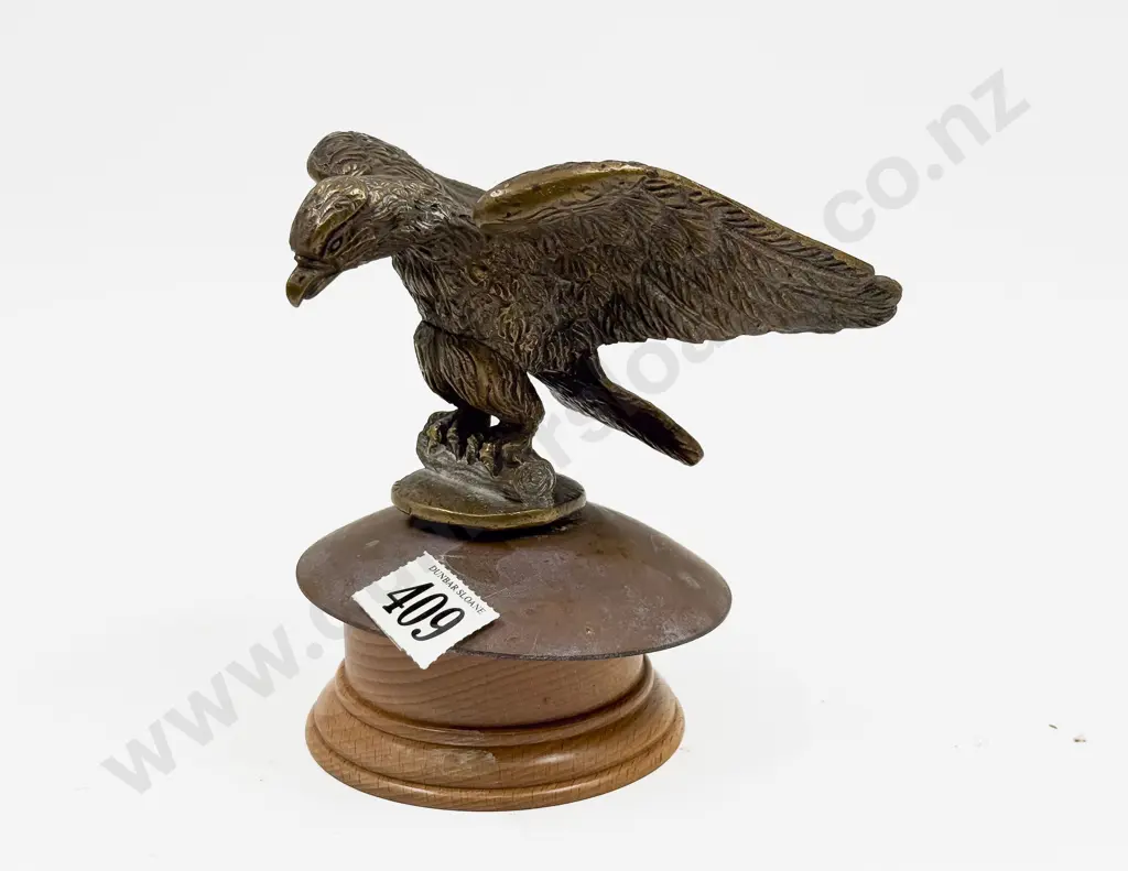 Eagle Car Mascot Image 1++