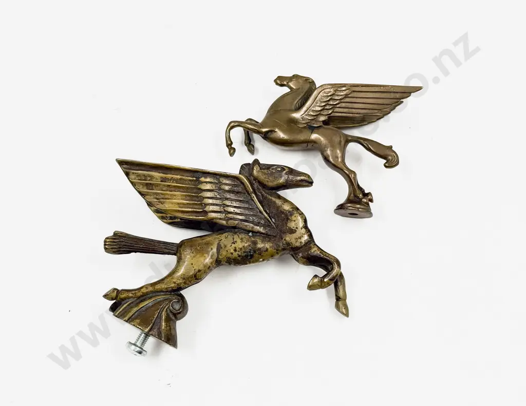 Reproduction Mobil Oil Pegasus Car Hood Ornament and Small Pegasus Image 1++