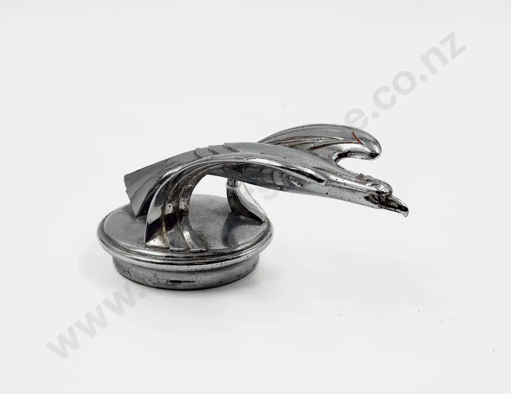 1932 Chevrolet Eagle Radiator Cap Hood Ornament Image 1++