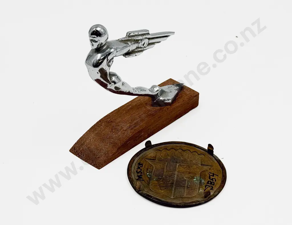 C1940's Cadillac Car Round  Badge Emblem with Art Deco Rocket Man Rocketeer Car Hood Ornament for Cadillac La Salle Image 1++